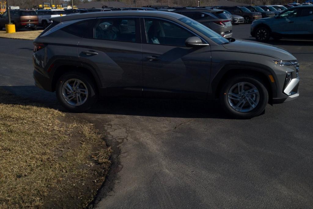 new 2025 Hyundai Tucson car, priced at $30,240