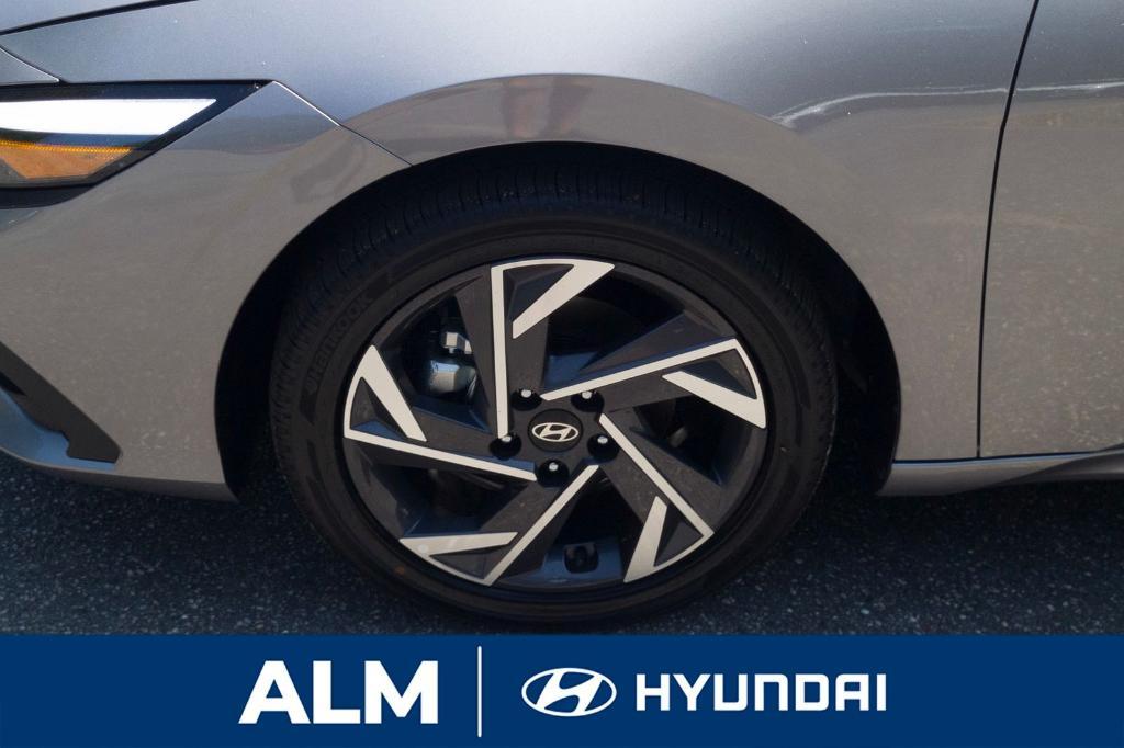 new 2025 Hyundai ELANTRA HEV car, priced at $29,215