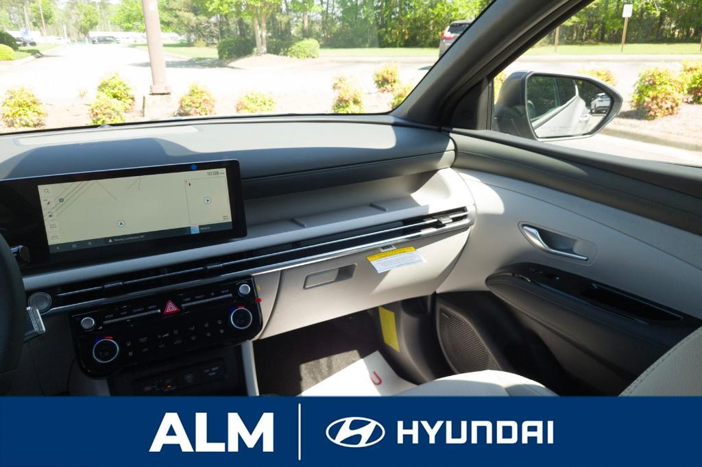 new 2025 Hyundai TUCSON Hybrid car, priced at $43,275