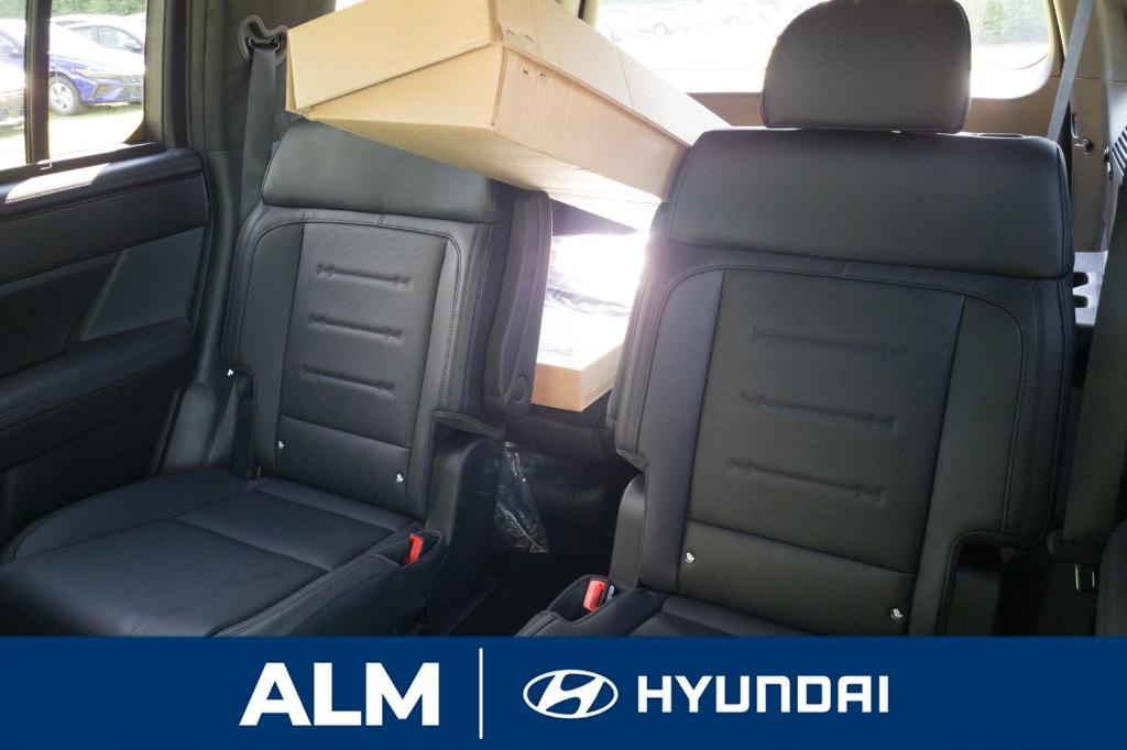 new 2025 Hyundai SANTA FE HEV car, priced at $50,530