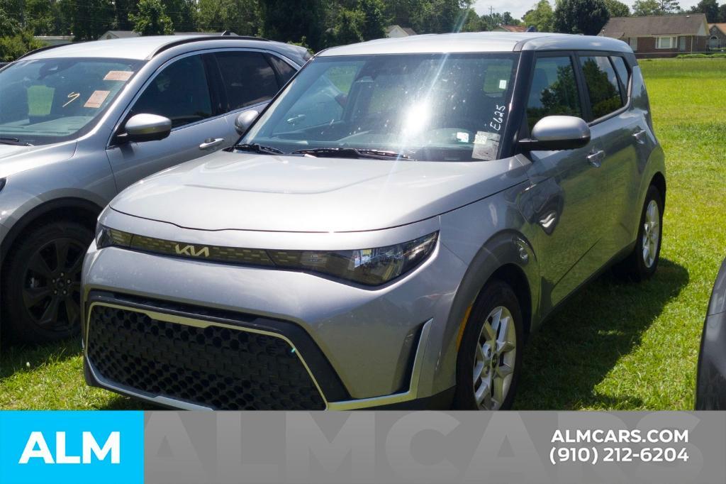 used 2023 Kia Soul car, priced at $17,220