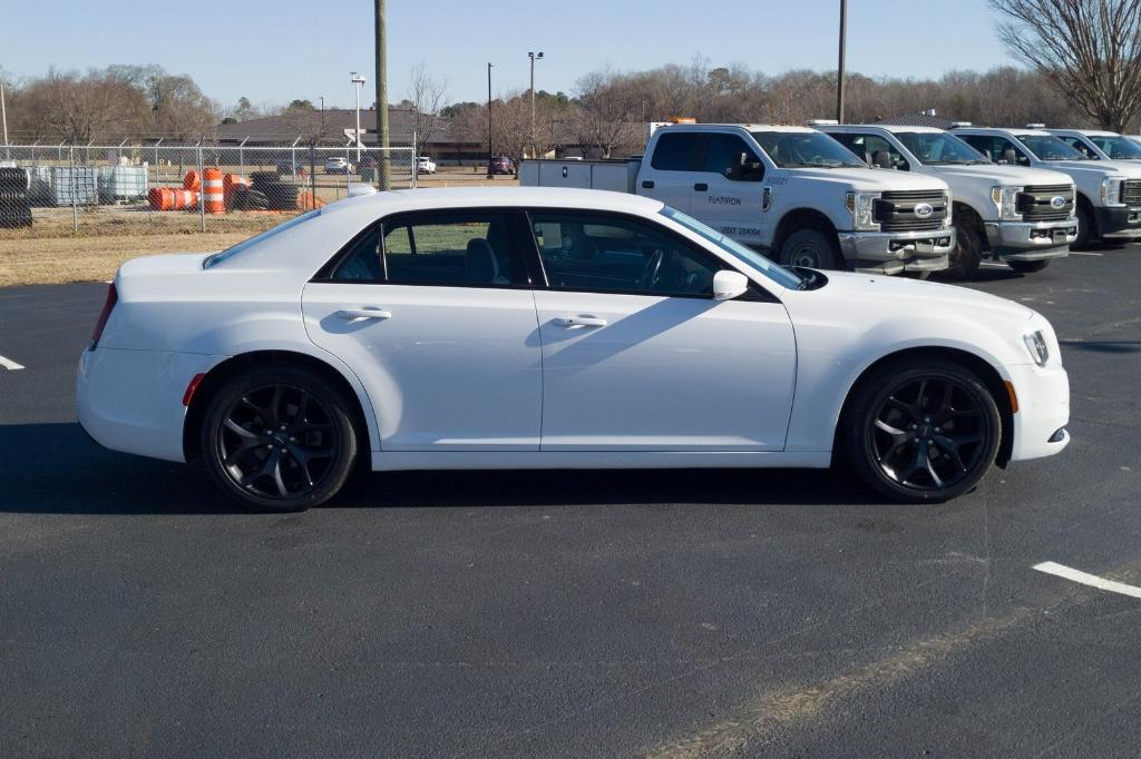 used 2021 Chrysler 300 car, priced at $21,920