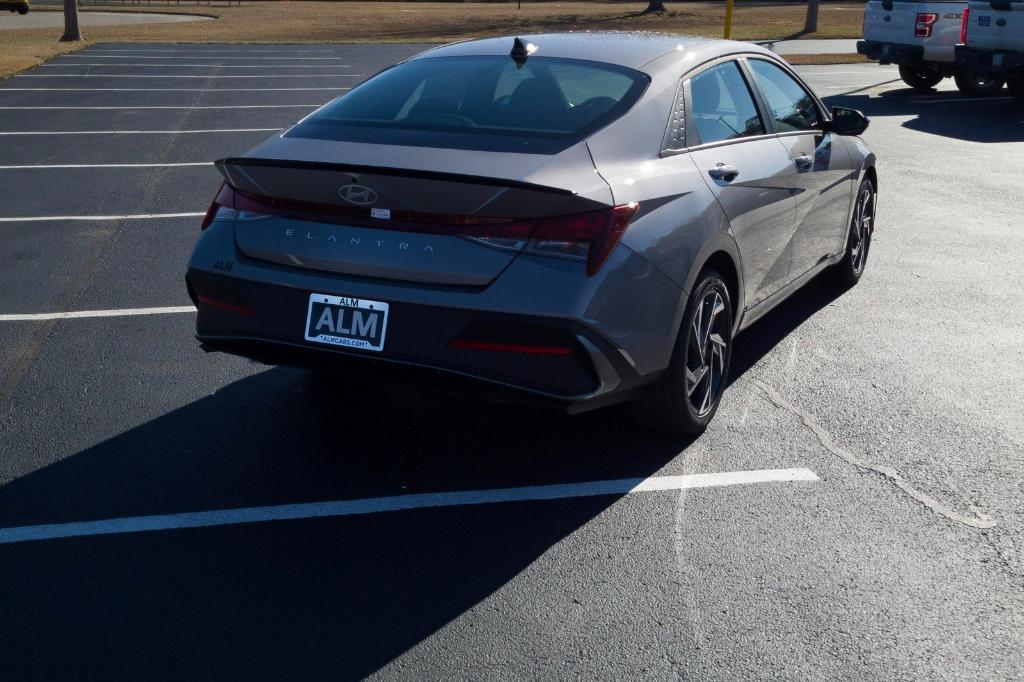 new 2025 Hyundai Elantra car, priced at $24,390