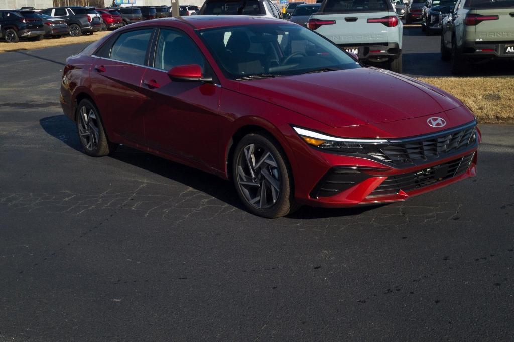 new 2024 Hyundai Elantra car, priced at $27,040