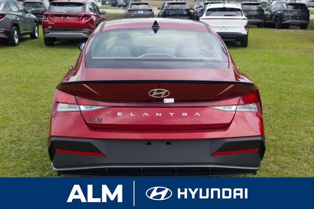 new 2025 Hyundai Elantra car, priced at $25,500