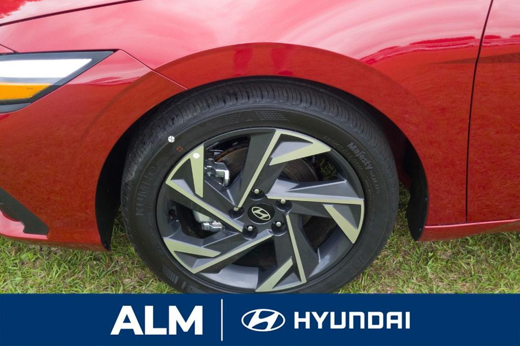 new 2025 Hyundai Elantra car, priced at $25,500