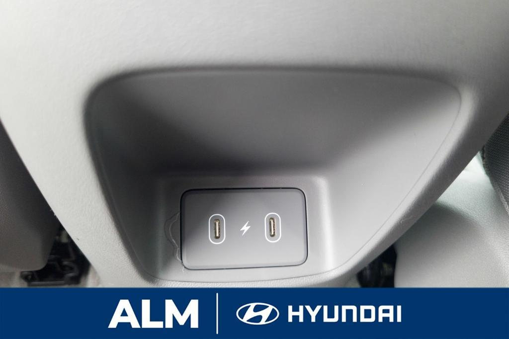 new 2025 Hyundai Elantra car, priced at $25,500