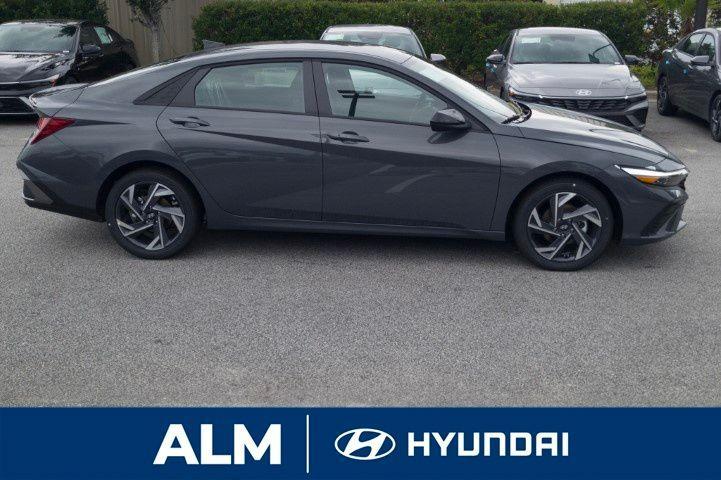 new 2025 Hyundai Elantra car, priced at $25,065