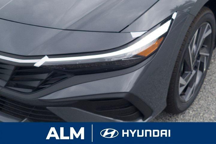 new 2025 Hyundai Elantra car, priced at $25,065