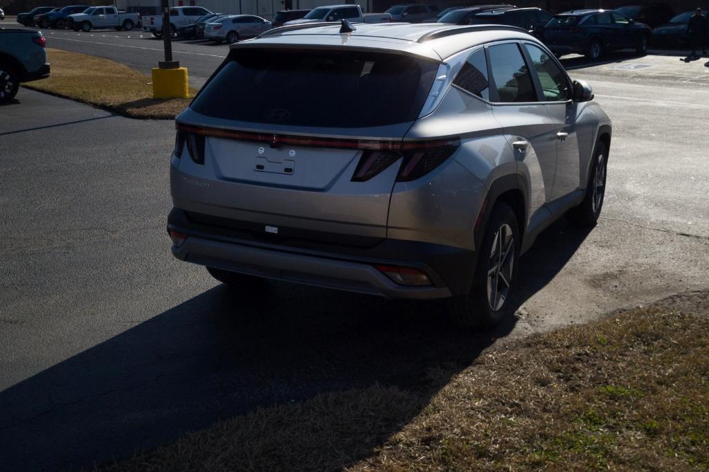 new 2025 Hyundai Tucson car, priced at $34,550