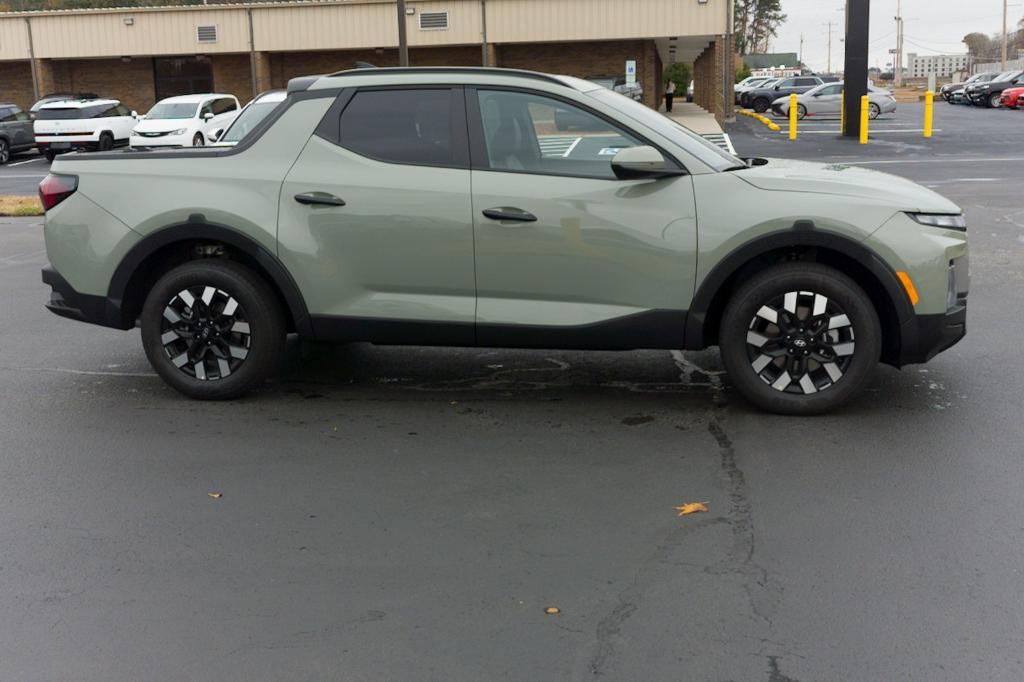 new 2025 Hyundai Santa Cruz car, priced at $35,890