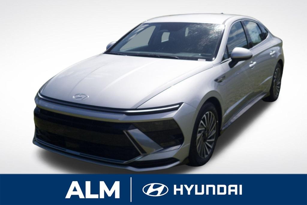new 2025 Hyundai Sonata Hybrid car, priced at $32,830