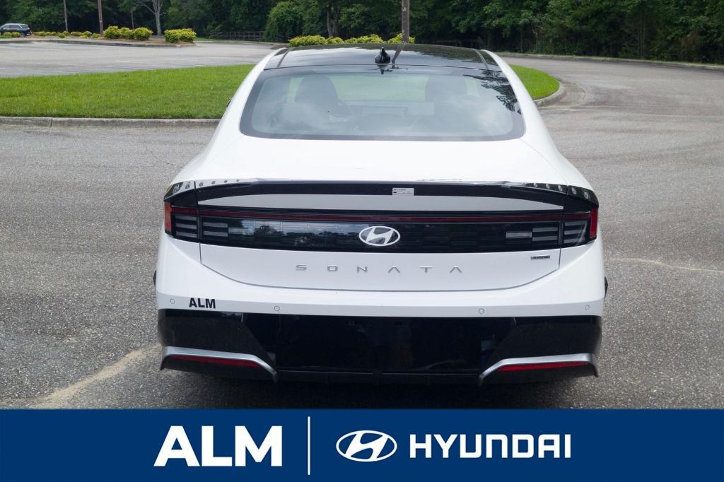 new 2025 Hyundai Sonata Hybrid car, priced at $39,780