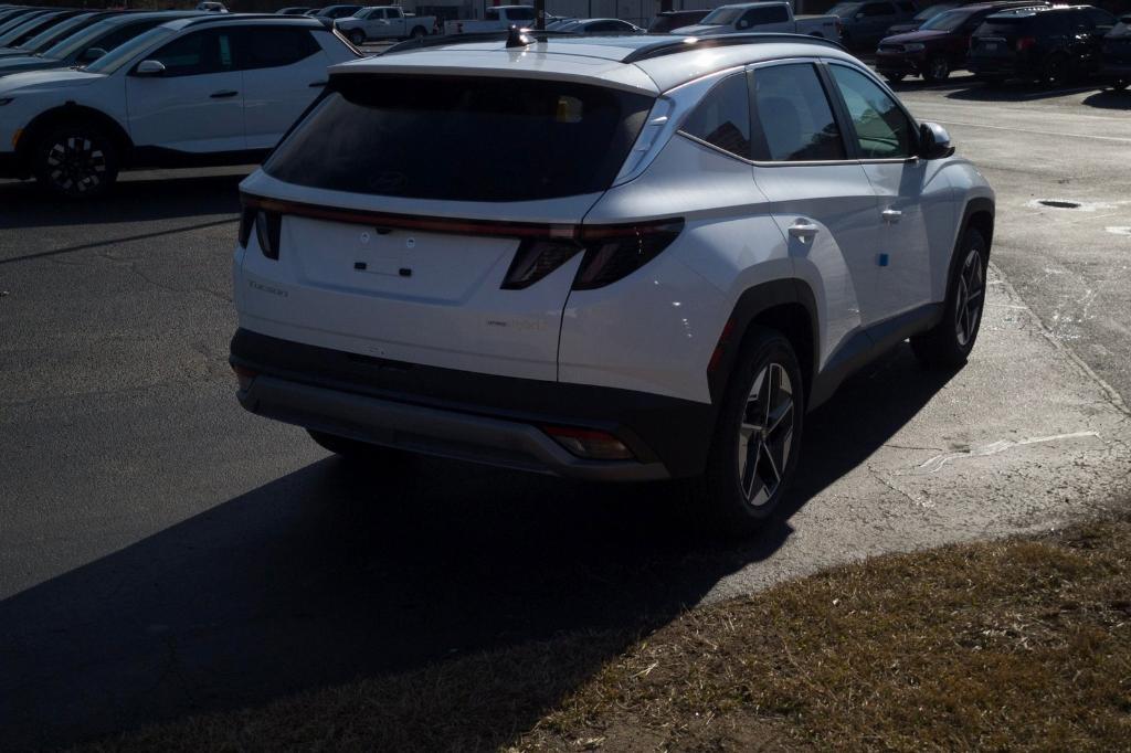 new 2025 Hyundai Tucson Hybrid car, priced at $38,470