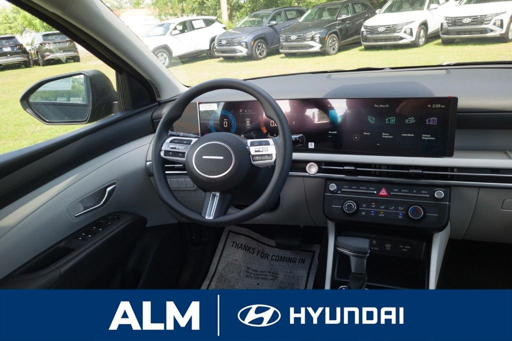 new 2025 Hyundai Tucson car, priced at $30,770