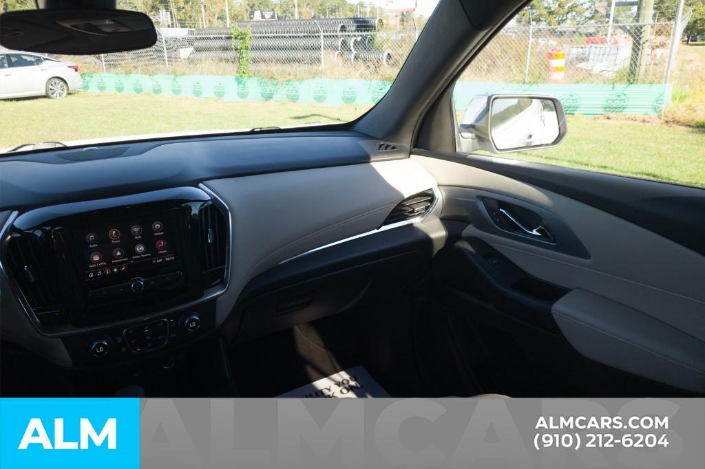 used 2022 Chevrolet Traverse car, priced at $24,920
