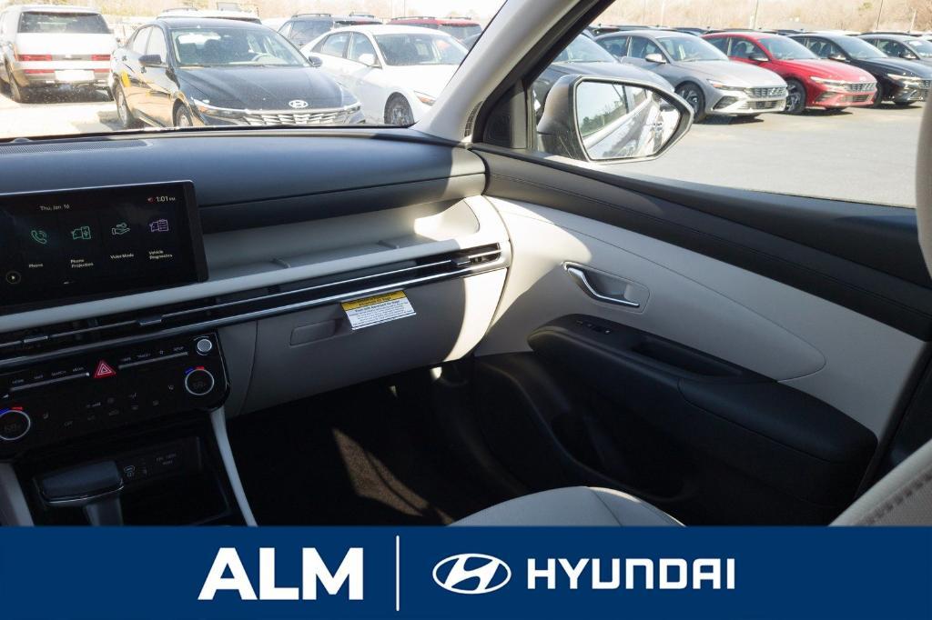 new 2025 Hyundai Tucson car, priced at $32,545
