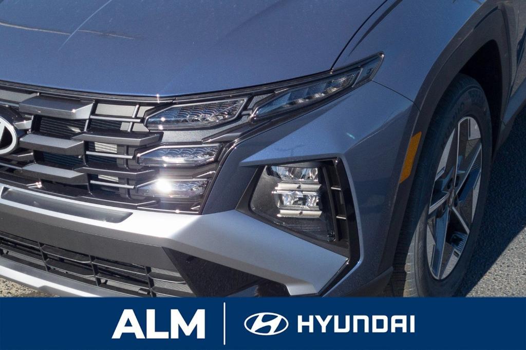 new 2025 Hyundai Tucson car, priced at $32,545