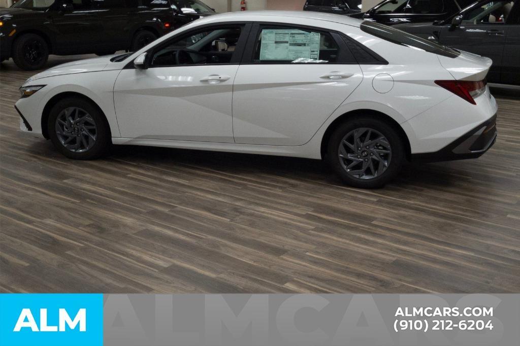 used 2024 Hyundai ELANTRA HEV car, priced at $22,920