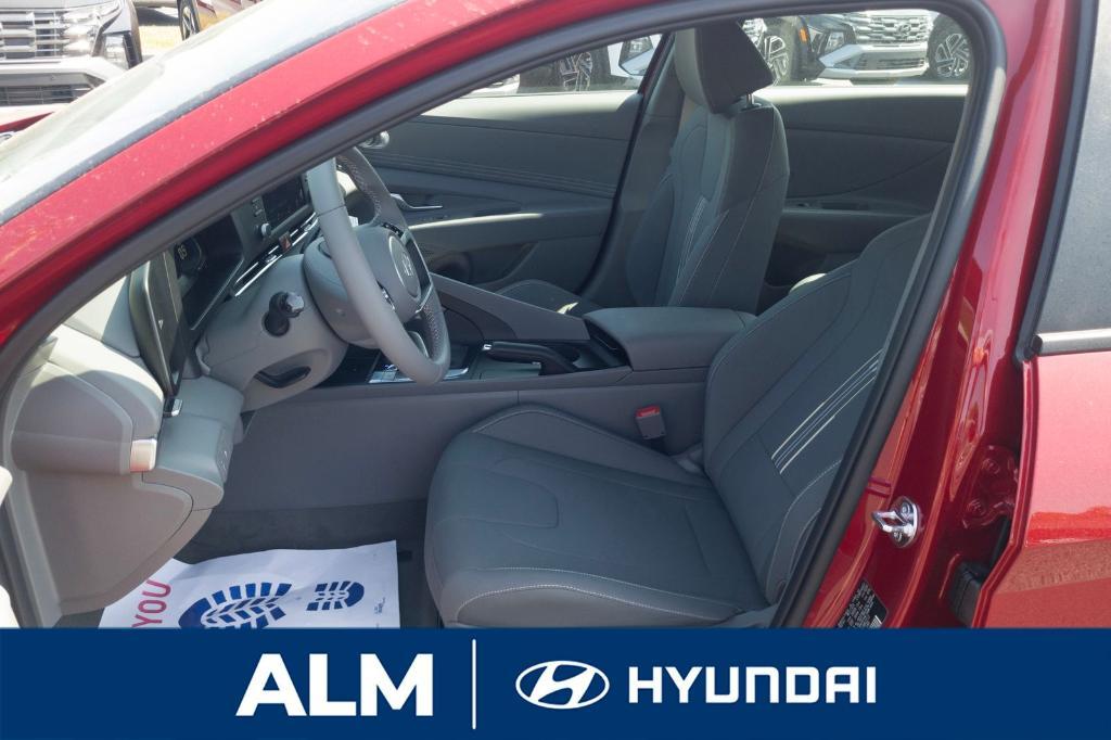 new 2025 Hyundai Elantra car, priced at $25,525