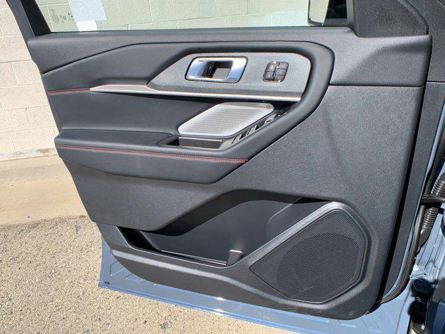 new 2025 Ford Explorer car, priced at $60,360