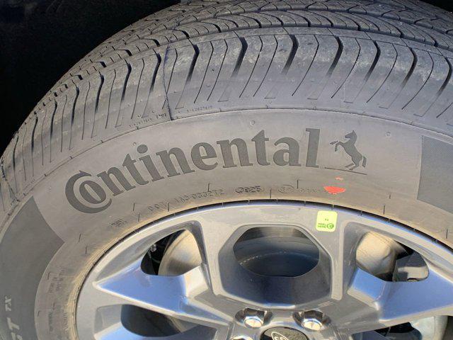 new 2025 Ford Maverick car, priced at $34,283