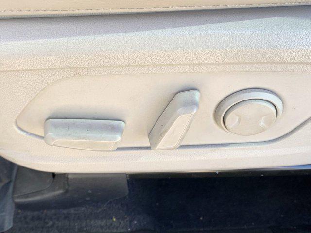 used 2022 Kia Sorento car, priced at $25,920