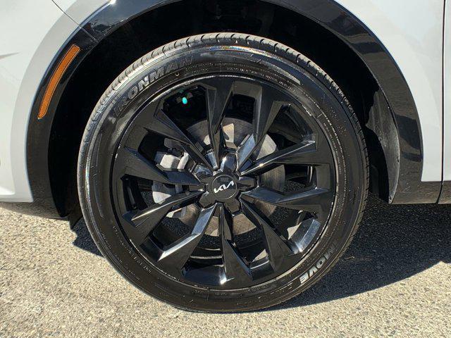 used 2022 Kia Sorento car, priced at $25,920