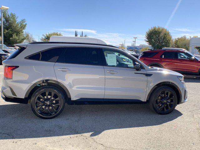used 2022 Kia Sorento car, priced at $25,920
