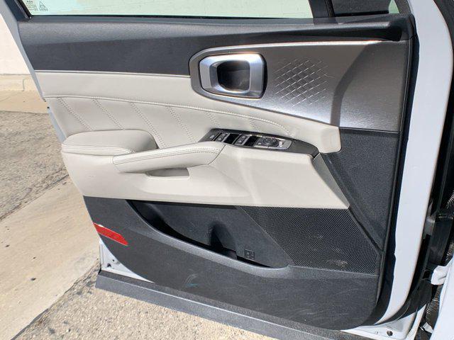 used 2022 Kia Sorento car, priced at $25,920