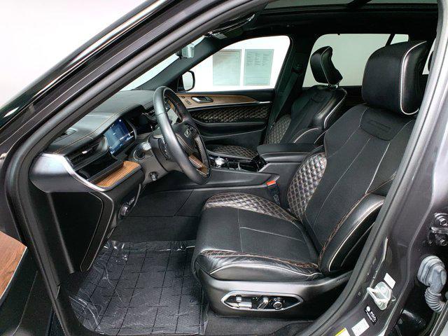 used 2022 Jeep Grand Cherokee car, priced at $38,989