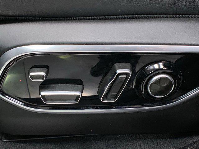 used 2022 Jeep Grand Cherokee car, priced at $38,989