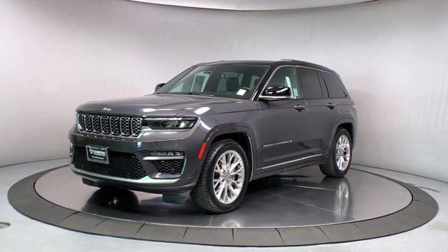 used 2022 Jeep Grand Cherokee car, priced at $38,989