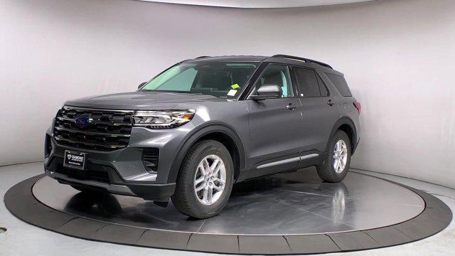 new 2025 Ford Explorer car, priced at $41,450