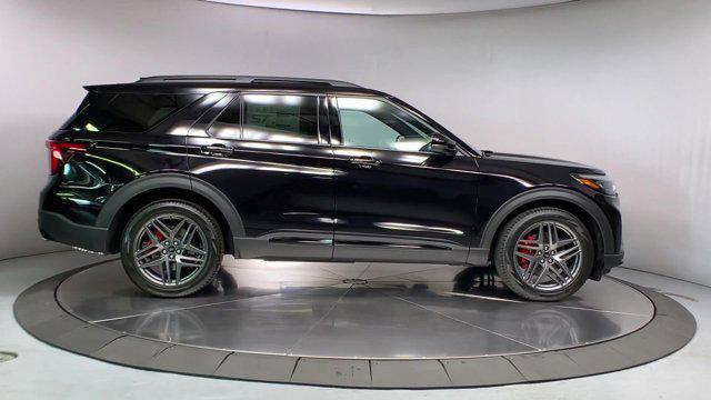new 2025 Ford Explorer car, priced at $61,285