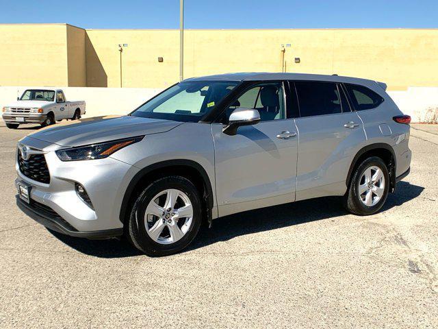used 2022 Toyota Highlander Hybrid car, priced at $27,718