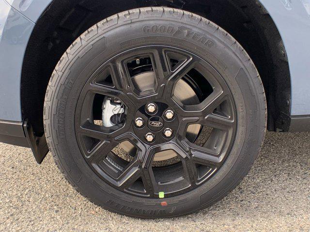 new 2025 Ford Maverick car, priced at $37,213