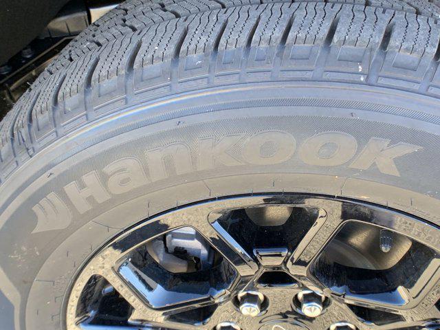 new 2025 Ford F-150 car, priced at $45,212