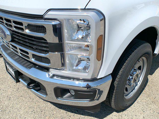 new 2025 Ford F-350 car, priced at $65,349