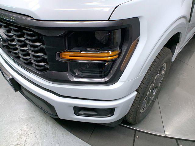 new 2025 Ford F-150 car, priced at $49,611
