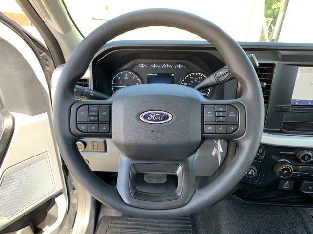 new 2025 Ford F-350 car, priced at $65,973