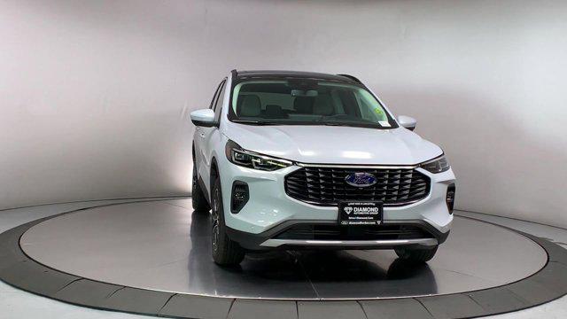 new 2025 Ford Escape PHEV car, priced at $45,515