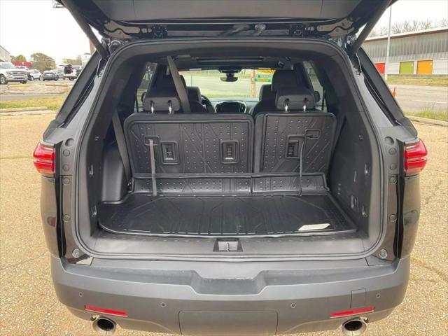 used 2022 Chevrolet Traverse car, priced at $33,500