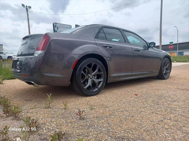 used 2022 Chrysler 300 car, priced at $23,999