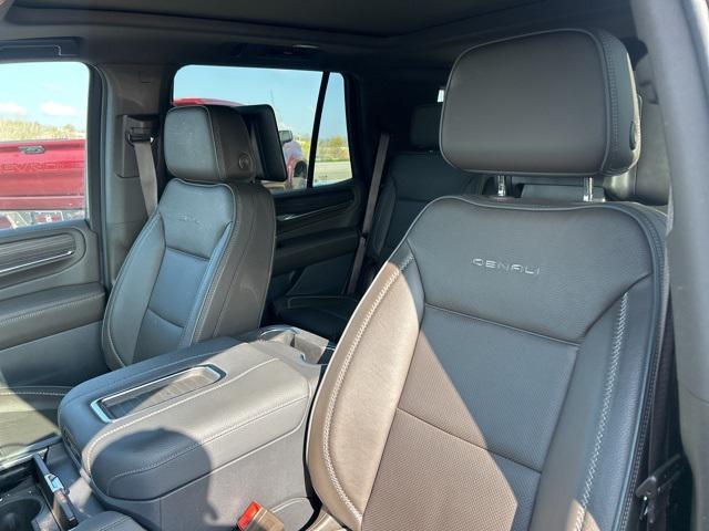 used 2024 GMC Yukon car, priced at $67,435