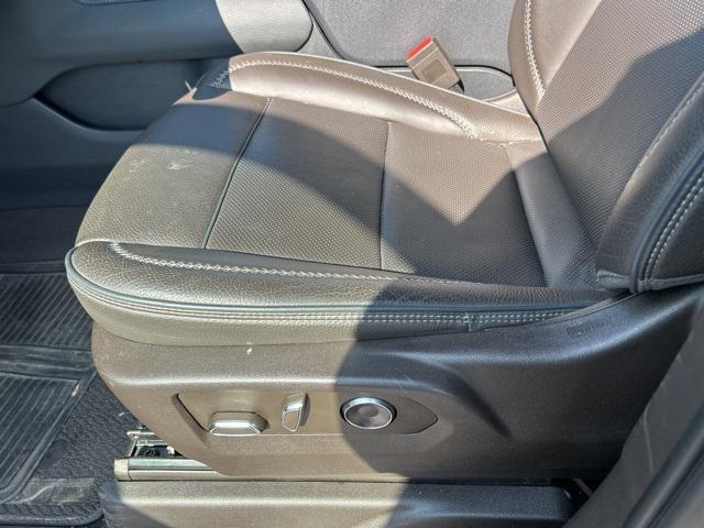 used 2024 GMC Yukon car, priced at $67,435