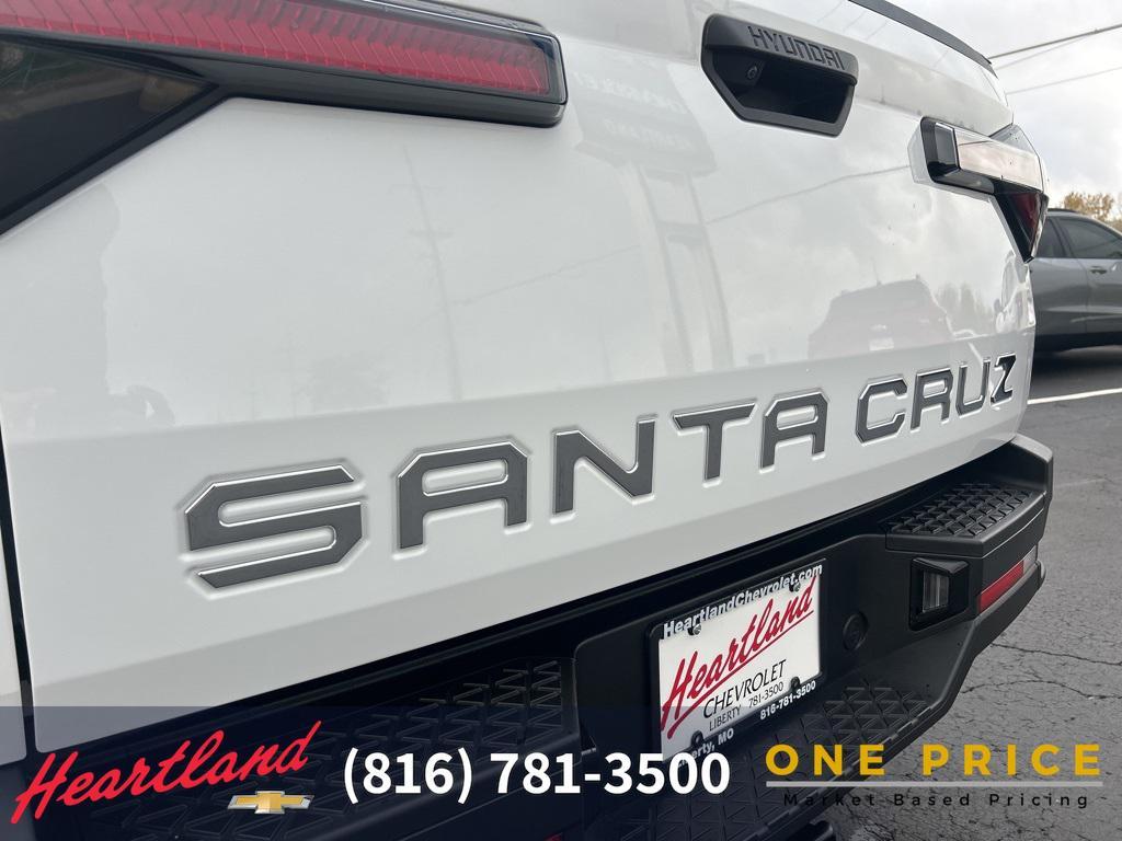used 2025 Hyundai SANTA CRUZ car, priced at $28,500