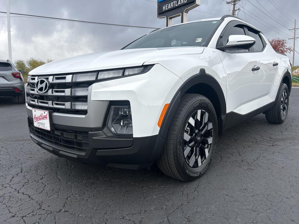 used 2025 Hyundai SANTA CRUZ car, priced at $28,500