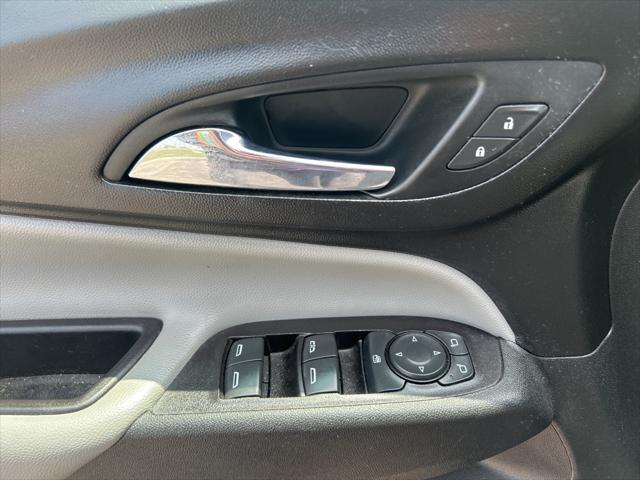 used 2022 Chevrolet Equinox car, priced at $19,248