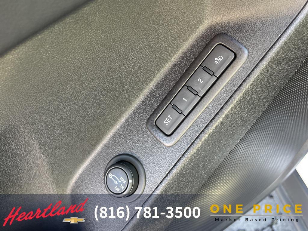 used 2018 Chevrolet Equinox car, priced at $17,506